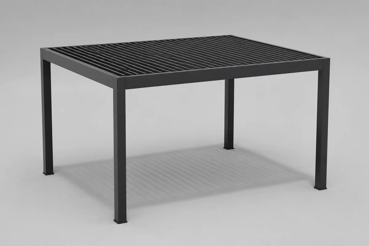 Illustratieve antracietkleurige pergola met lamellendak in een neutrale 3D-configuratoromgeving.